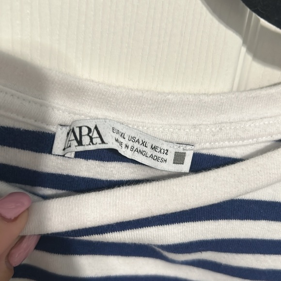 Zara - Picture 2 of 2